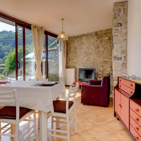 Pietre Antiche 2 Apartament Gargnano
